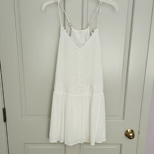 White Sleeveless Dress